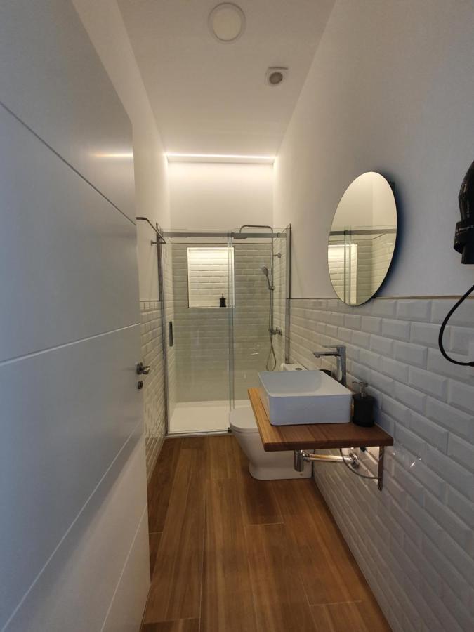 Redondela Apartments - Bedroom, Bathroom & Kitchen Ngoại thất bức ảnh